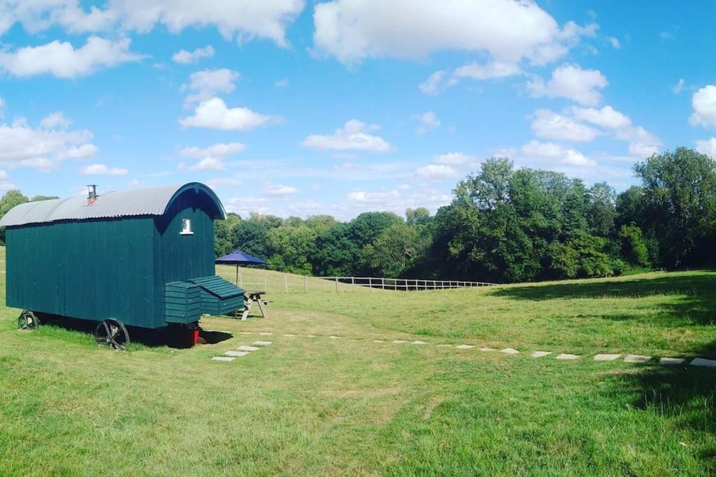 Molly Dishwasher Shepherds Hut Frant Kültér fotó