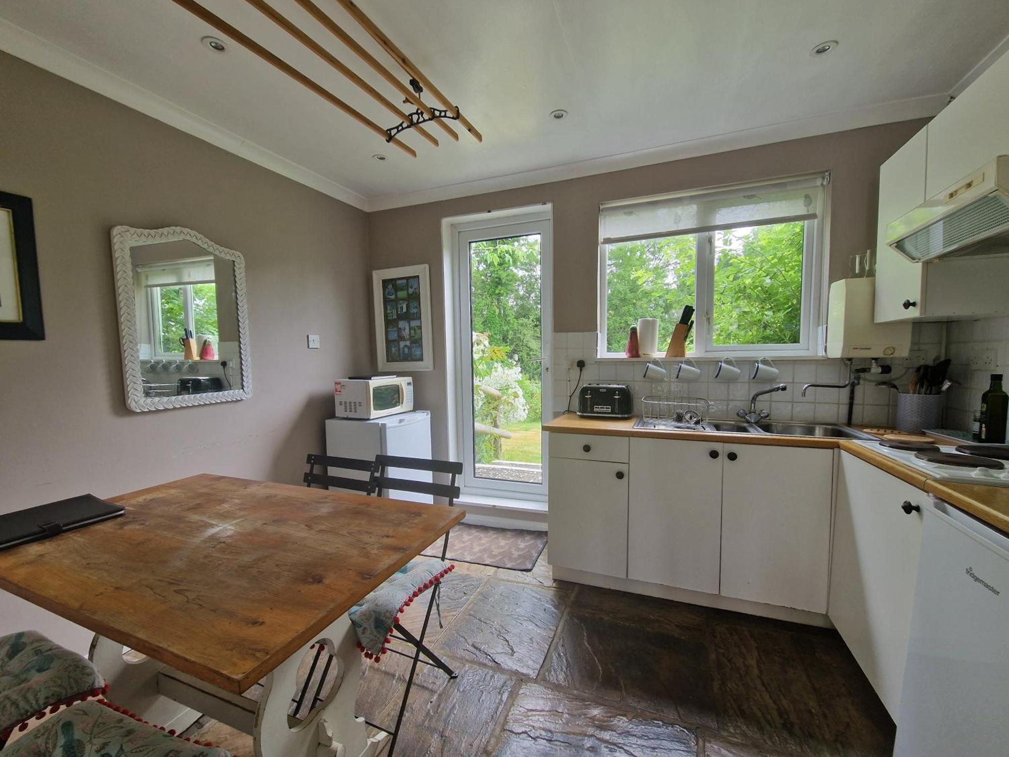 Molly Dishwasher Shepherds Hut Frant Kültér fotó